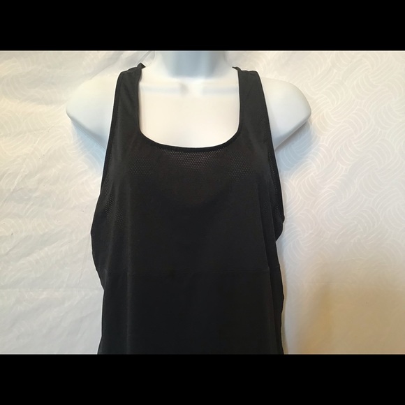 Fabletics black performance tank, EUC, loose fit - Picture 5 of 8